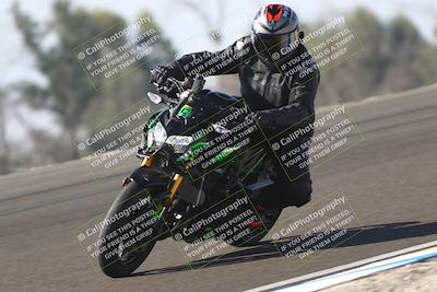 media/Nov-01-2025-TrackDaz (Sat) [[2b4d5192bc]]/C Group/1140am (Turn 2 Inside)/